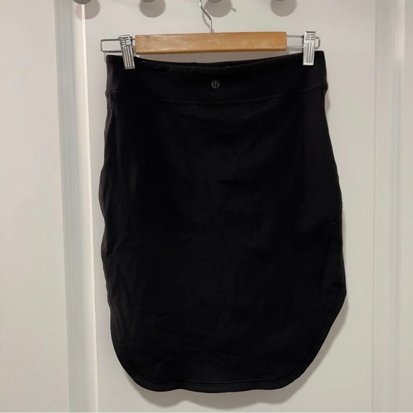 Lululemon City Skirt size 4 - Picture 4 of 5
